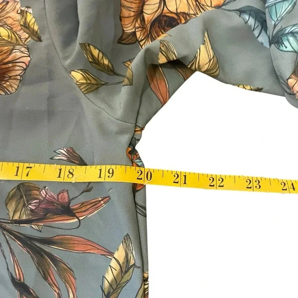 Christopher & Banks Women’s Green Floral Boho Peasant Long Sleeved Blouse Medium - Picture 8 of 10